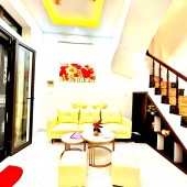 NHÀ ĐẠI LA - NGÕ Ô TÔ TRÁNH - PH N LÔ CÁN BỘ - 45M2-NHỈNH 5TỶ